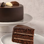 Cargar imagen en el visor de la galería, Pastel Tres Chocolates

